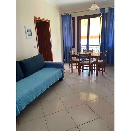 Appartement And Thomas 13 *